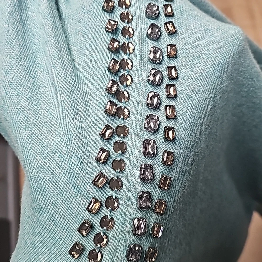Women's Merona Jeweled sweater XL - Picture 4 of 4